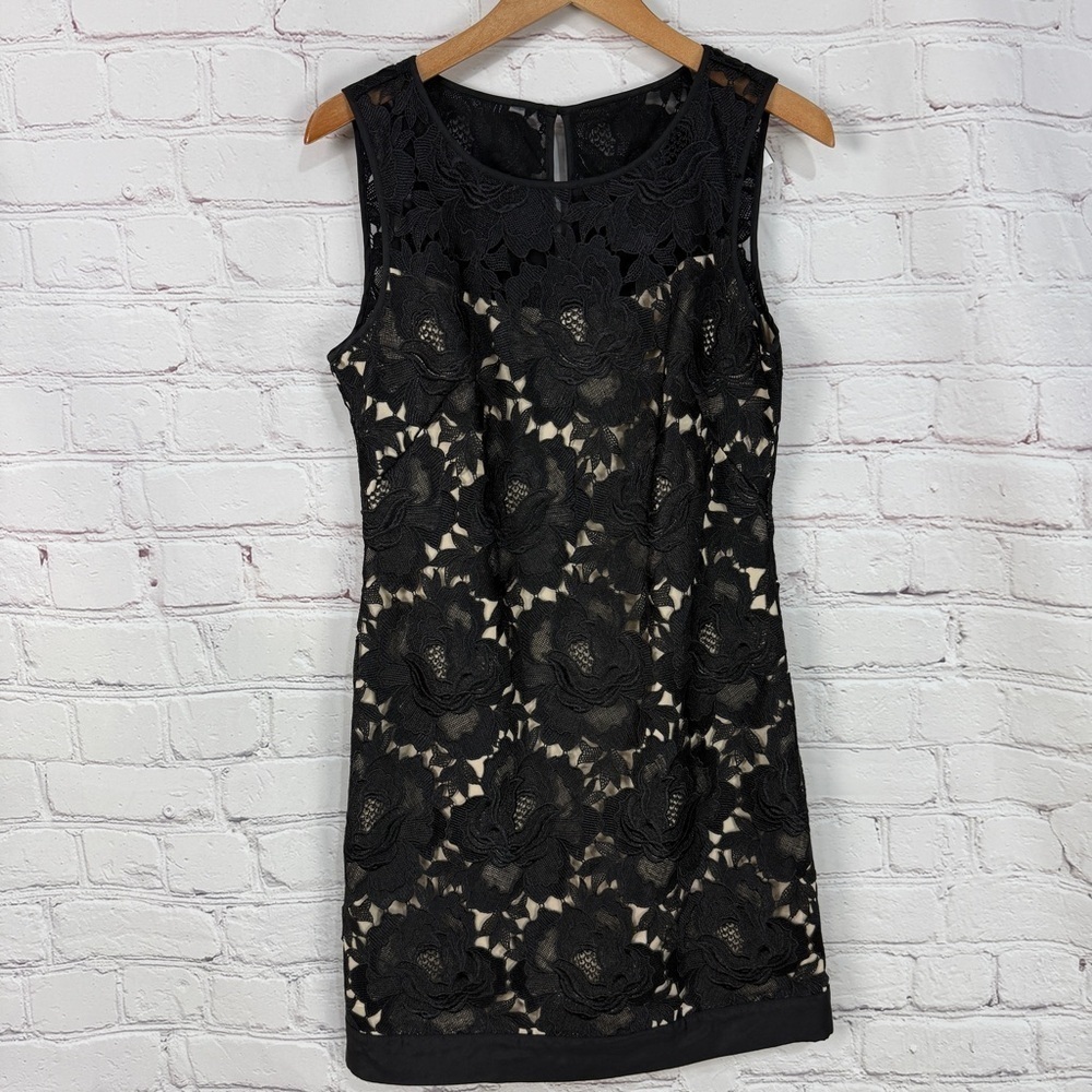 White House Black Market Black Sheath Mini Dress size 8 cocktail wedding guest - Picture 2 of 9